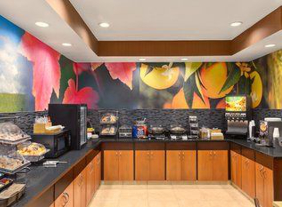 Fairfield Inn & Suites - Racine, WI