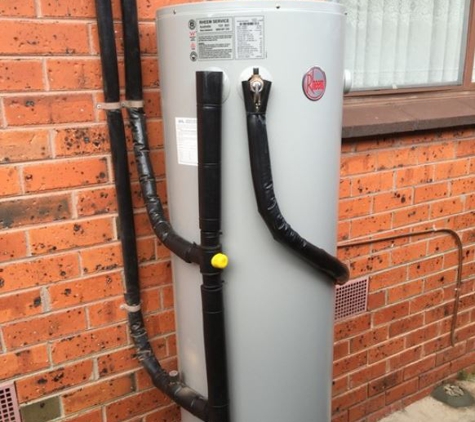 Les Taylor Plumbing Services - Northcote, VIC