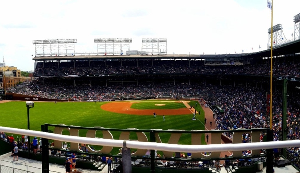 Wrigleyville Rooftops - Chicago, IL