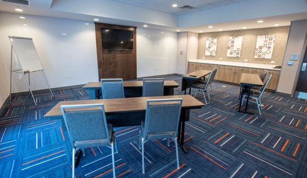 Hampton Inn by Hilton Richwood Cincinnati South - Walton, KY