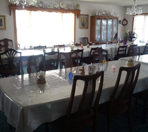 Sisson's Country Inn - Kilbourne, IL