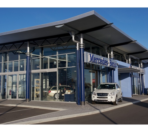 Mandurah Glass Service. Commercial projects