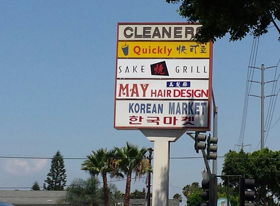 Thrifty-Clean - Arcadia, CA. Business sign