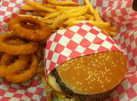 Bob's Big Boy Broiler - Downey, CA