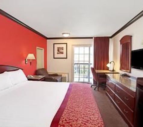 Ramada by Wyndham Pasadena - Pasadena, CA