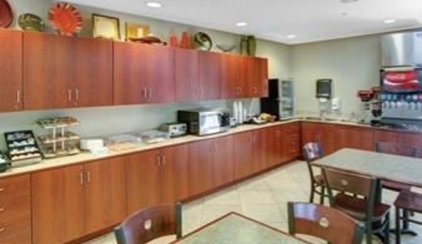 Microtel Inn & Suites by Wyndham Hattiesburg - Hattiesburg, MS