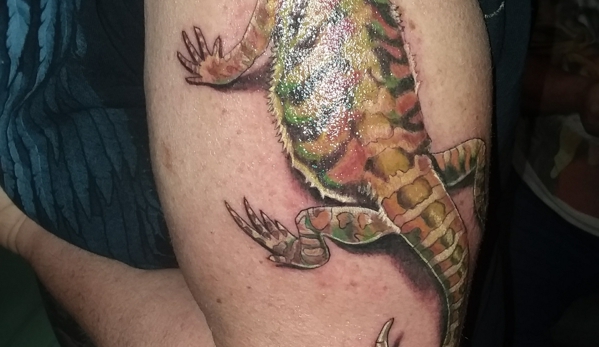 Passionfish Tattooing & Body Piercing - Maryville, TN