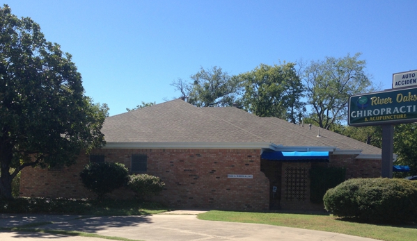 River Oaks Chiropractic Clinic - River Oaks, TX