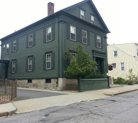 Lizzie Borden Bed & Breakfast Museum - Fall River, MA