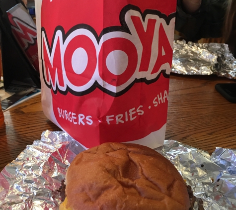 Mooyah - Rocklin, CA. Cheeseburger