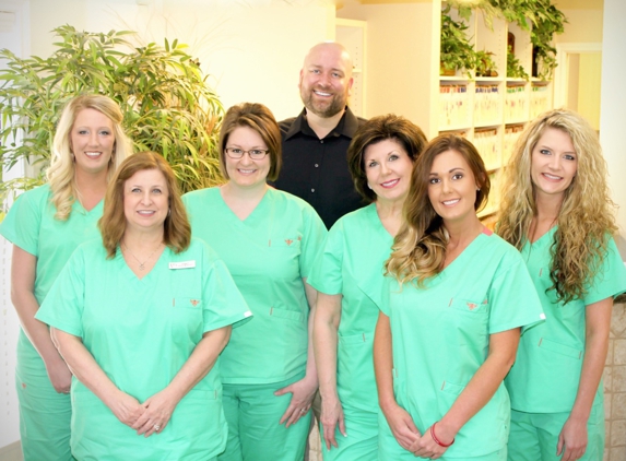 Furniss Family Dentistry - Gilmer, TX