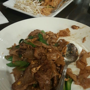 Monora Thai - Cerritos, CA