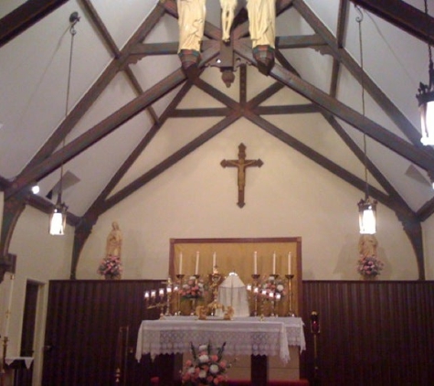 St. John the Apostle Catholic Church - Leesburg, VA