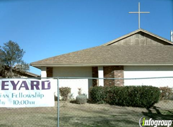 Vineyard Christian Fellowship - Glendale, AZ