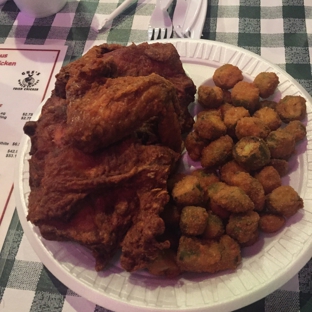 Gus's World Famous Fried Chicken - Saint Louis, MO