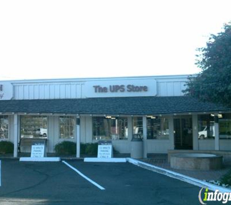 The UPS Store - Phoenix, AZ