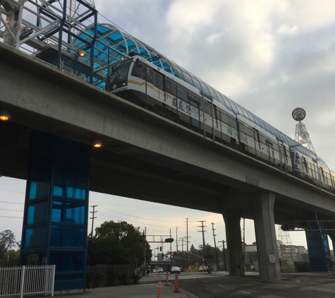 Redondo Beach Green Line Station-Park & Ride - Redondo Beach, CA