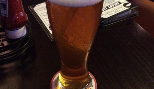 Bottoms Up Sports Bar & Grill - Naperville, IL