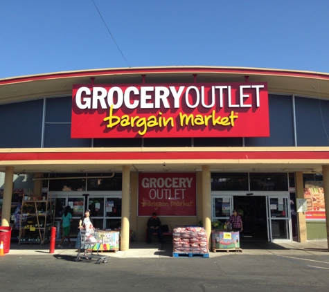 Grocery Outlet - Oakland, CA