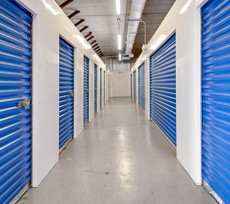 US Storage Centers - Hallandale Beach, FL
