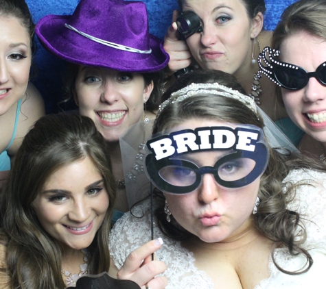 Photo Booth Services - Happy Snapz Photo Booth - Nichols, NY