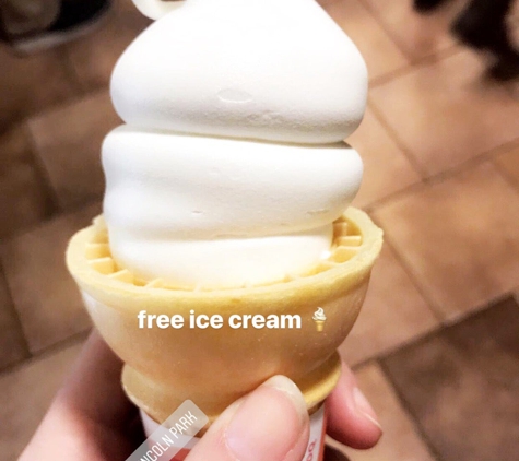 Dairy Queen (Treat) - Chicago, IL