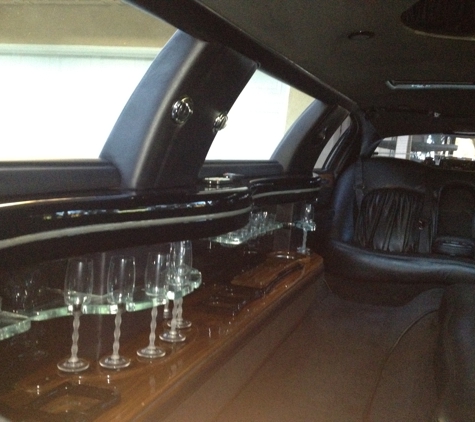 Blue Bird Limo Service - Davis, CA