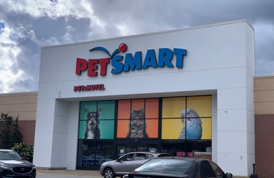 Petsmart in near on sale me