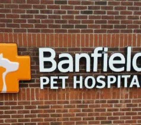 Banfield Pet Hospital - Valley Stream, NY