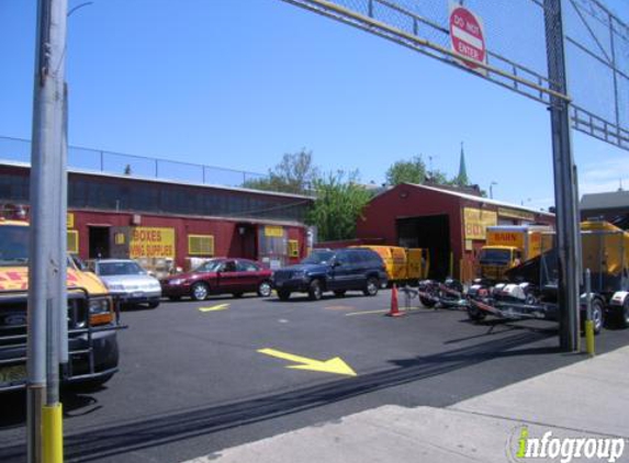 A Barn Trailer Service - Woodside, NY