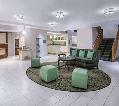 Homewood Suites by Hilton Phoenix-Metro Center - Phoenix, AZ