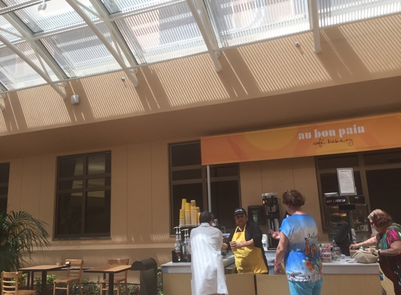 Au Bon Pain - Miami, FL