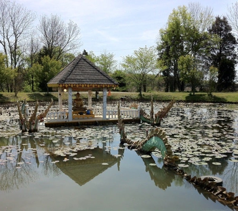 Wat Lao Buddhavong - Catlett, VA