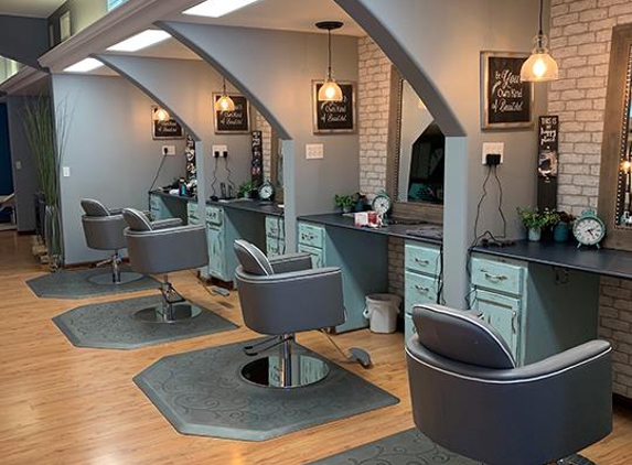 GJ's Salon N' Spa - Two Rivers, WI