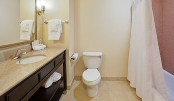 Holiday Inn Express - Oroville, CA