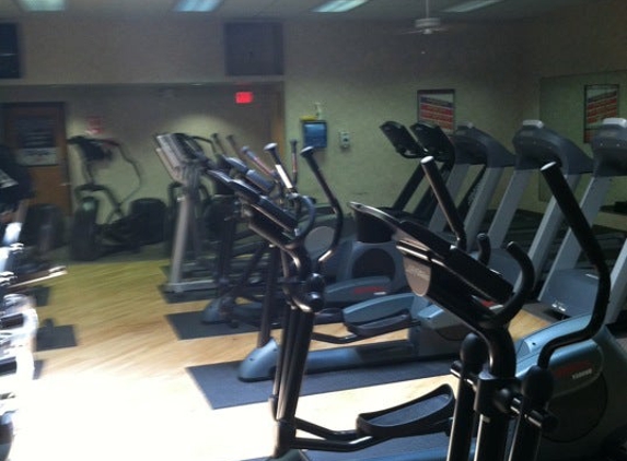 Mentor Heisley Racquet & Fitness Club - Mentor, OH