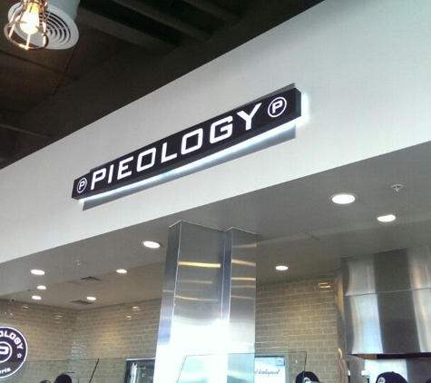 Pieology Pizzeria - Torrance, CA