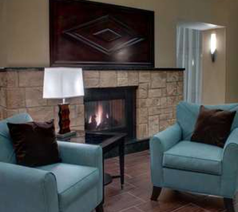 Hampton Inn & Suites Agoura Hills - Agoura Hills, CA