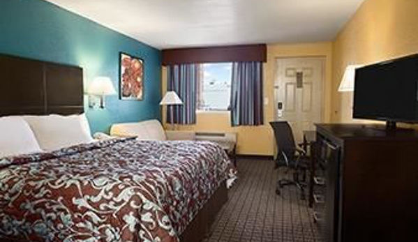 Days Inn by Wyndham Conway - Conway, AR