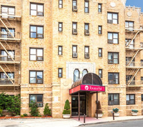 Ramada by Wyndham Jersey City - Jersey City, NJ