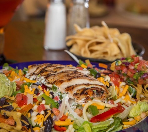 Mexican Inn Cafe - Fort Worth, TX. Grilled Fajita Chicken Salad