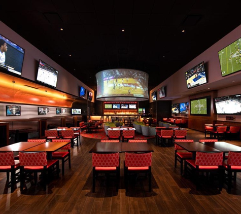 Draft Day Sports Lounge - Davenport, IA