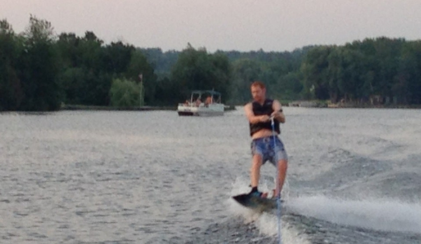 Bear Lake Campground - Manawa, WI