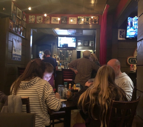 The Ugly Dog Pub - Highlands, NC