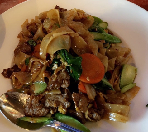 Thai Famous Cuisine - Garden Grove, CA