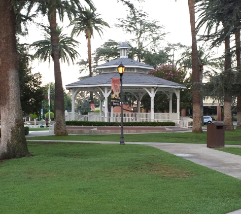 Temple City Mayors Hot Line - Temple City, CA. Outside pavilion