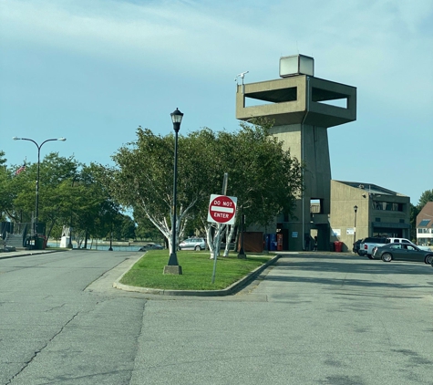 Buffalo Lighthouse - Buffalo, NY