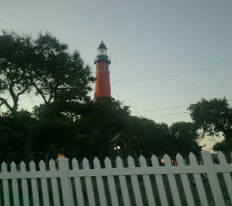 Hidden Treasure Rum Bar & Grill - Ponce Inlet, FL