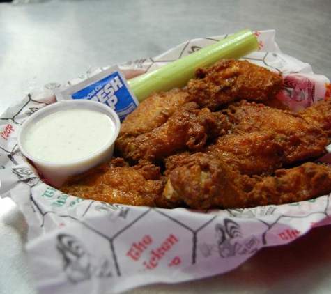 Chicken Coop Sports Bar & Grill - Kearney, NE