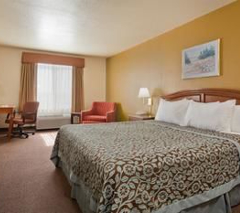 Days Inn - Lathrop, CA